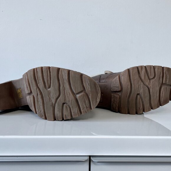 Ladies "Locale" Brown Leather Lace-Up Ankle Boots - Picture 6 of 16